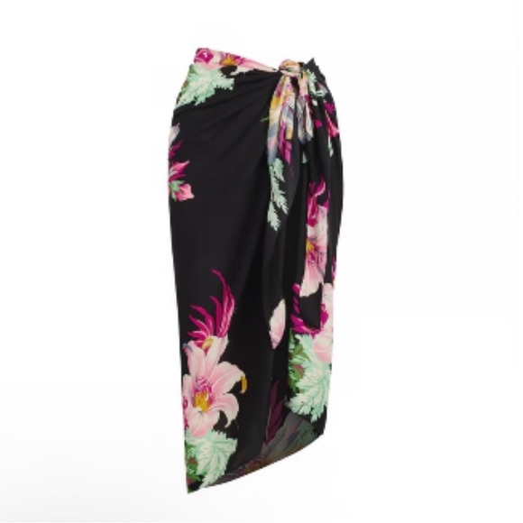 Walter Baker NWT Paradise Sarong in Grand Magnolia color, 100% Polyester. - Picture 2 of 9